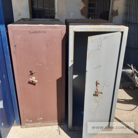 Szafy stalowe 1-drzwiowe na akta - pakiet zawierający 4 szt. 